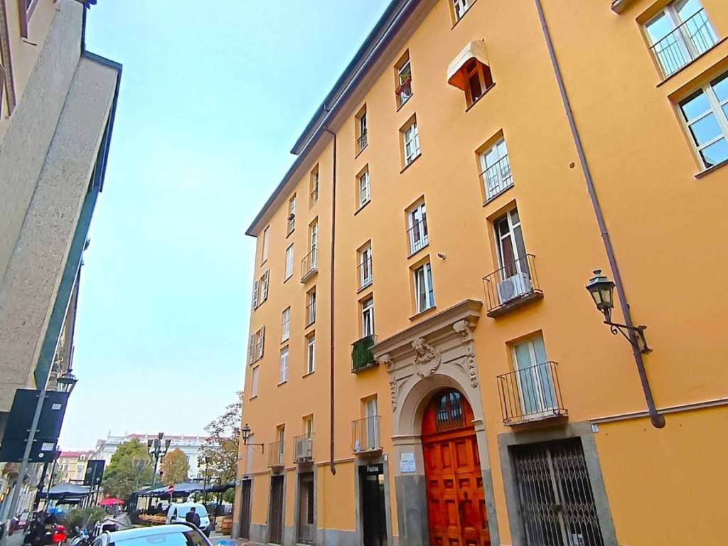 appartamento in affitto a Torino in zona Aeronautica
