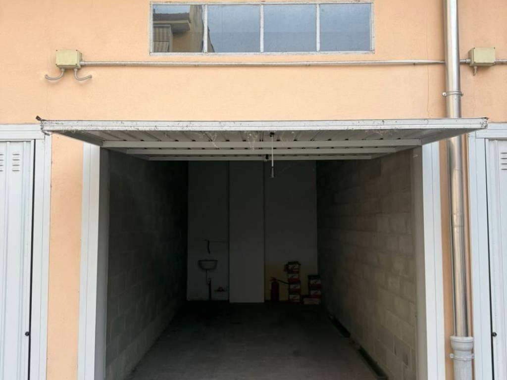 box auto in affitto a Torino in zona Lingotto