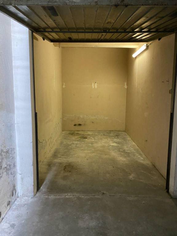 box auto in affitto a Torino in zona Mirafiori Nord