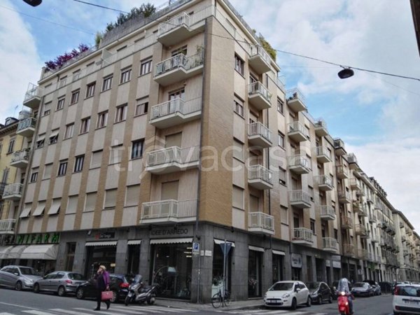 appartamento in affitto a Torino in zona Cit Turin