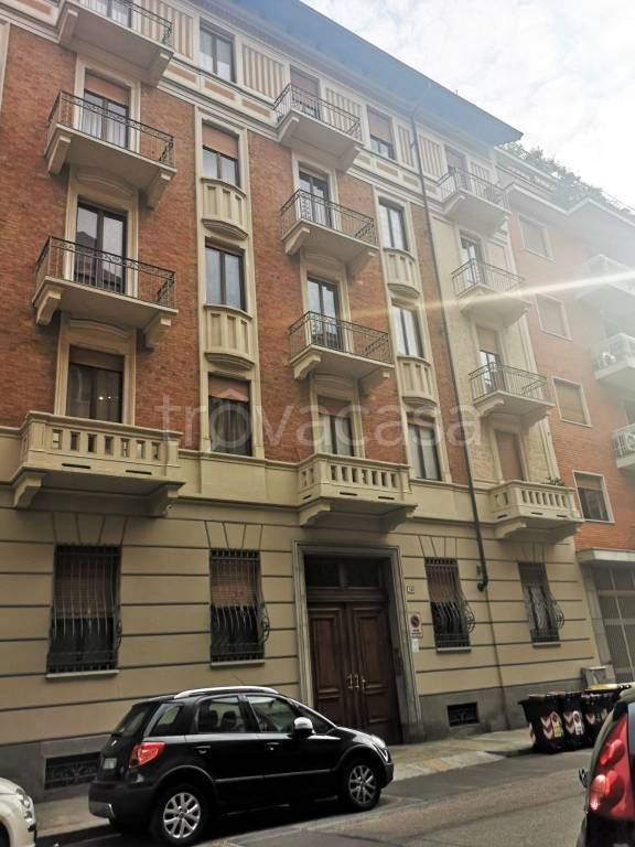 appartamento in affitto a Torino in zona Crocetta