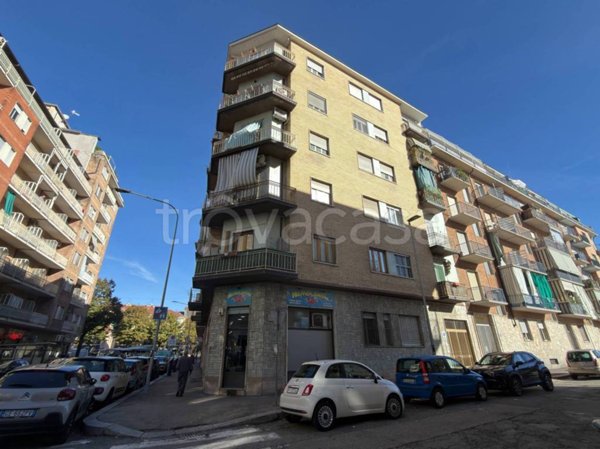 appartamento in affitto a Torino in zona Le Basse
