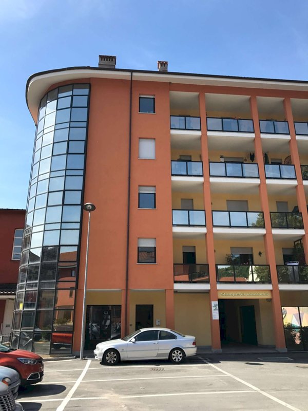 locale commerciale in affitto a Torre Pellice