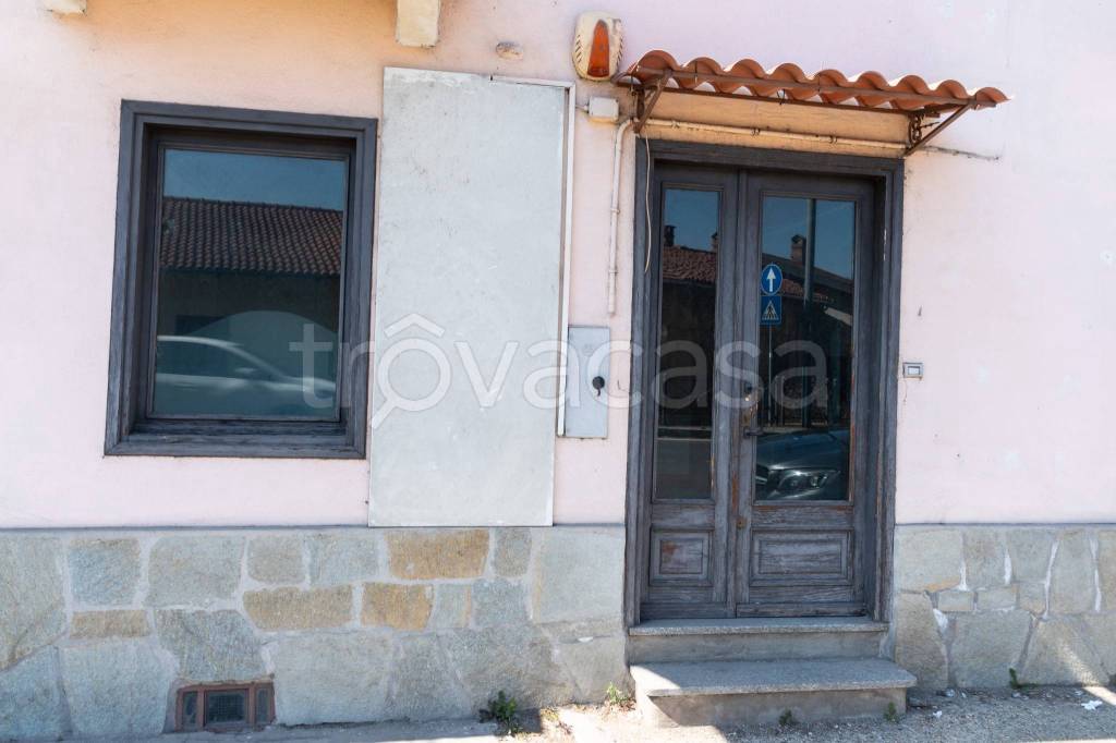 negozio in affitto a Trana