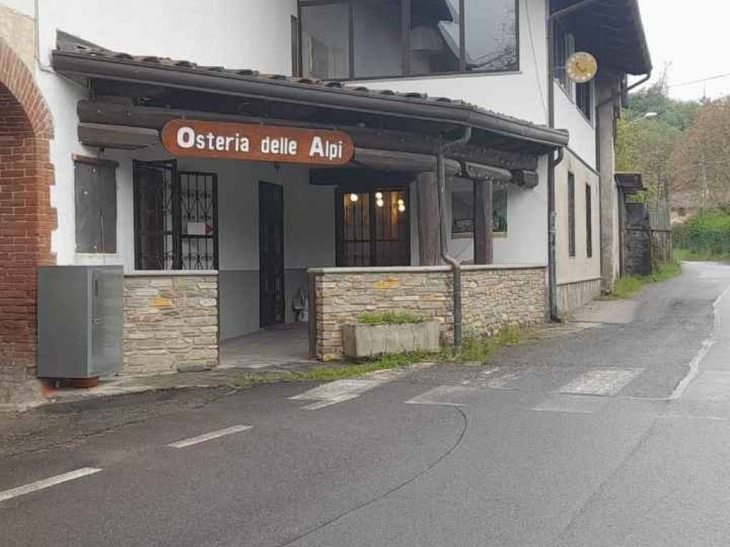 negozio in affitto a Trana in zona Pianca