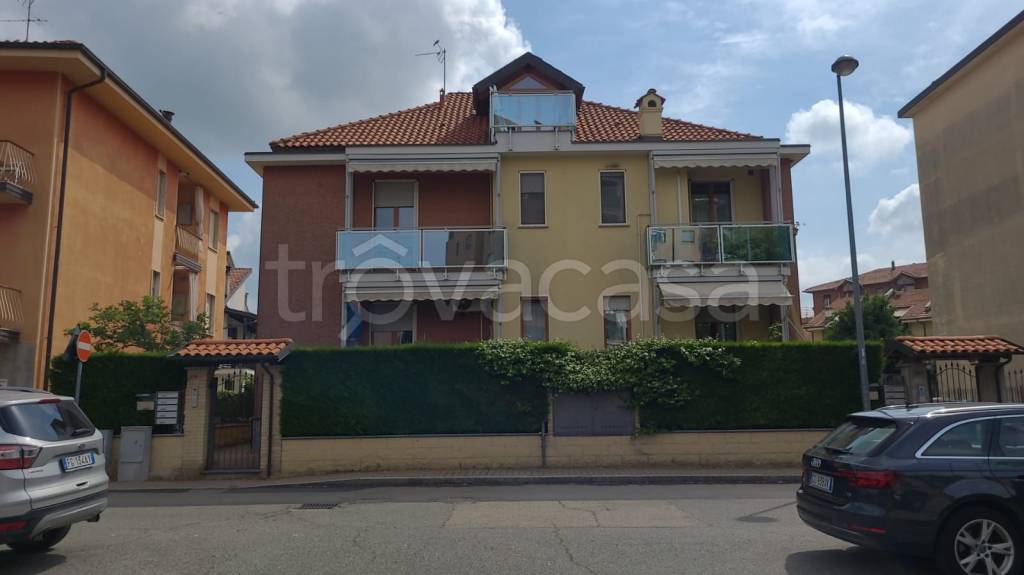 appartamento in affitto a Trofarello