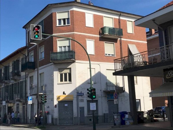 appartamento in affitto a Trofarello