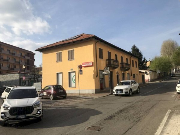 appartamento in affitto a Trofarello