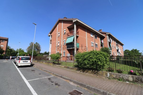appartamento in affitto a Trofarello
