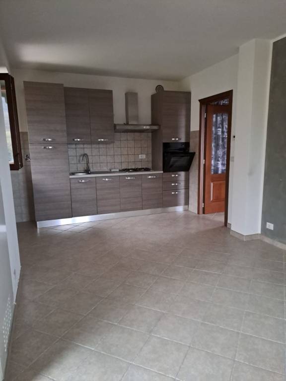 appartamento in affitto a Val della Torre