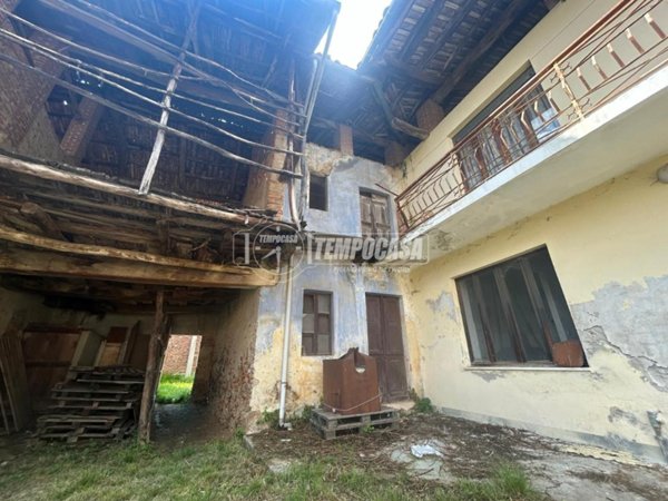 casa indipendente in affitto a Vauda Canavese