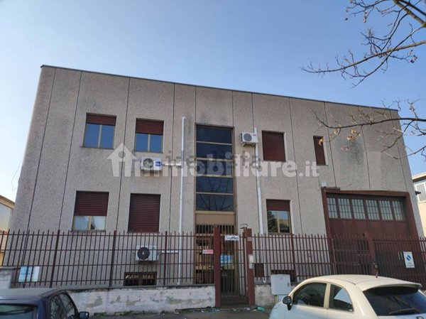 capannone in affitto a Venaria Reale