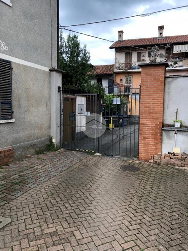 locale di sgombero in affitto a Venaria Reale
