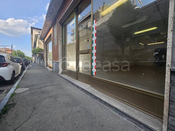 negozio in affitto a Venaria Reale