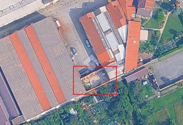 locale commerciale in affitto a Venaria Reale