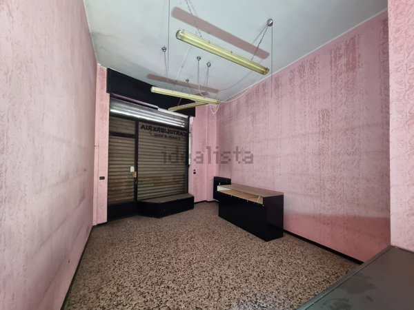 locale commerciale in affitto a Venaria Reale