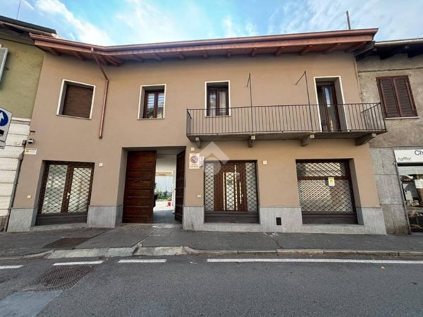 locale commerciale in affitto a Venaria Reale