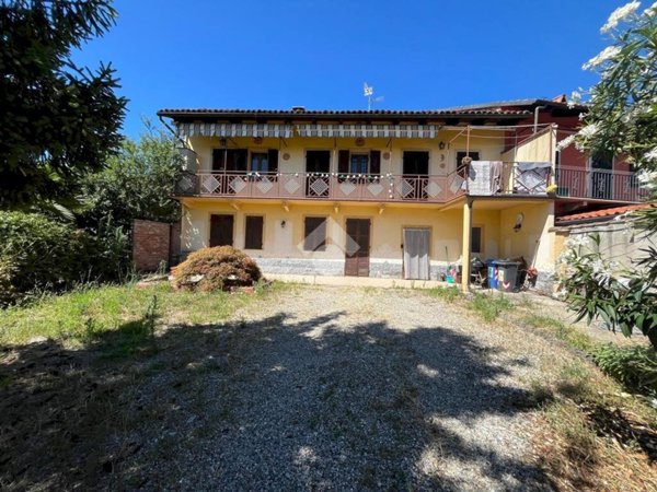 appartamento in affitto a Verrua Savoia
