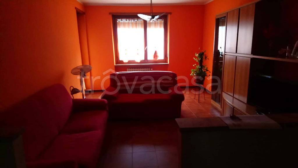 appartamento in affitto a Villastellone