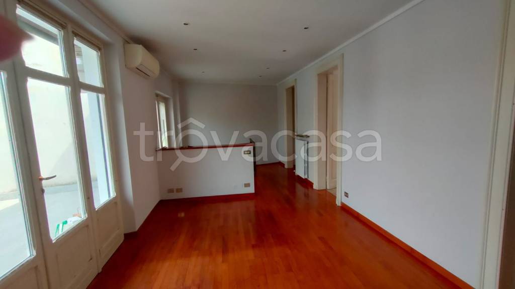 appartamento in affitto a Villastellone