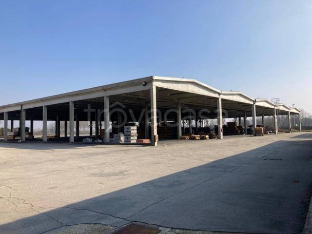 locale commerciale in affitto a Villastellone