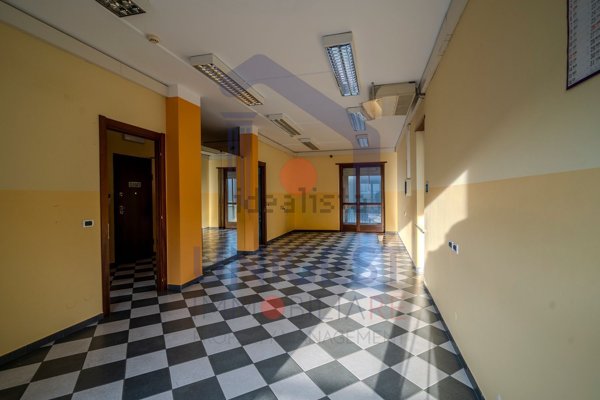 ufficio in affitto a Villastellone