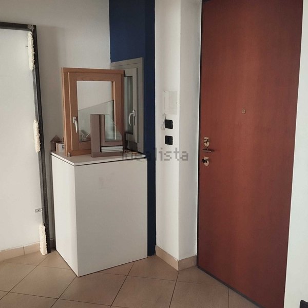 locale commerciale in affitto a Vinovo