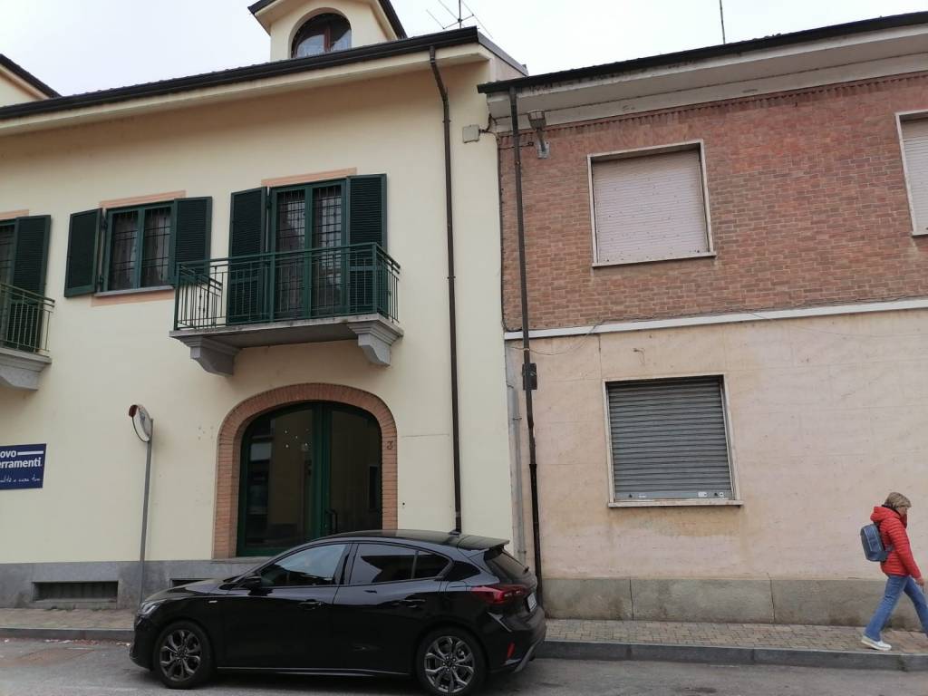 negozio in affitto a Vinovo