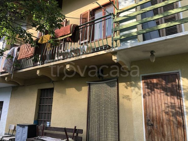 casa indipendente in affitto a Viù in zona Bertesseno