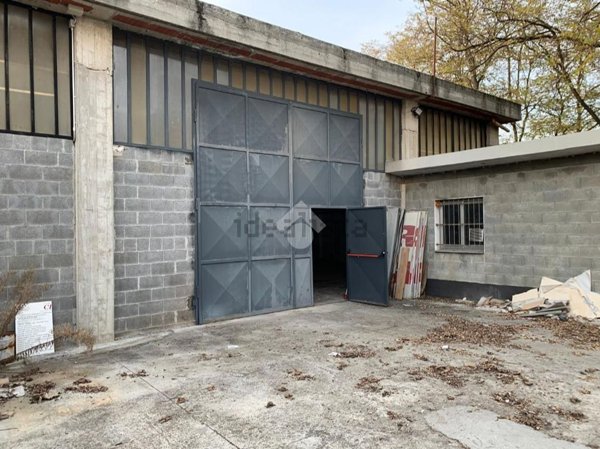 locale di sgombero in affitto a Volpiano