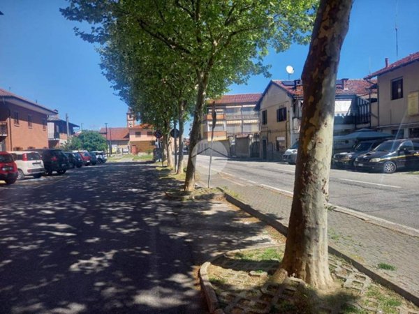 negozio in affitto a Volvera