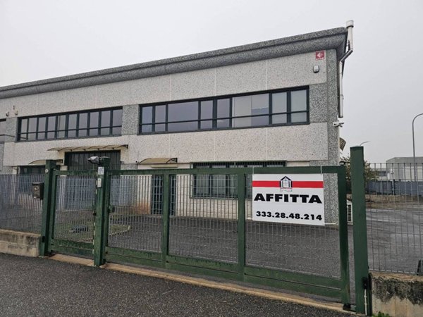 locale commerciale in affitto a Volvera