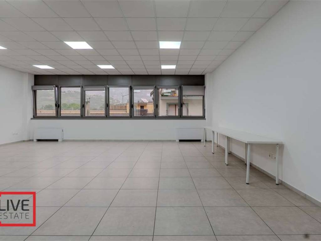 ufficio in affitto a Merano