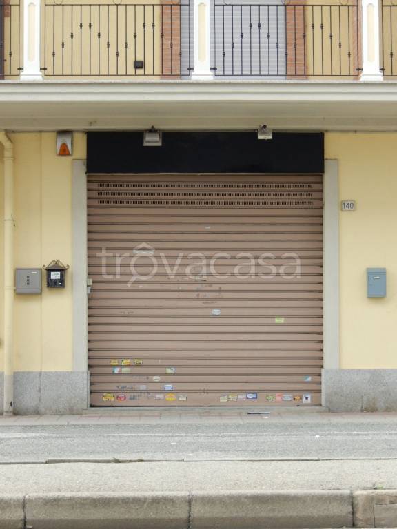 negozio in affitto a Mappano