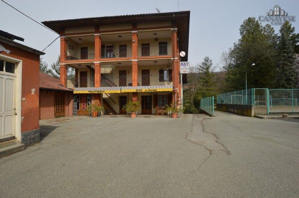 negozio in affitto a Val di Chy