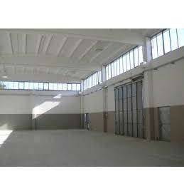 locale commerciale in affitto ad Ala