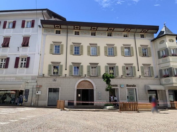 negozio in affitto a Cles