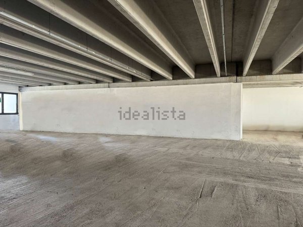 locale di sgombero in affitto a Lavis