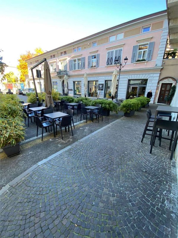 negozio in affitto a Rovereto