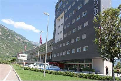 locale commerciale in affitto a Rovereto in zona Lizzana