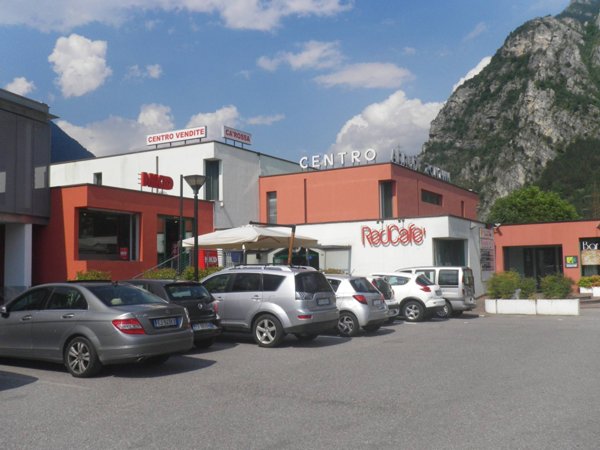 locale commerciale in affitto a Storo