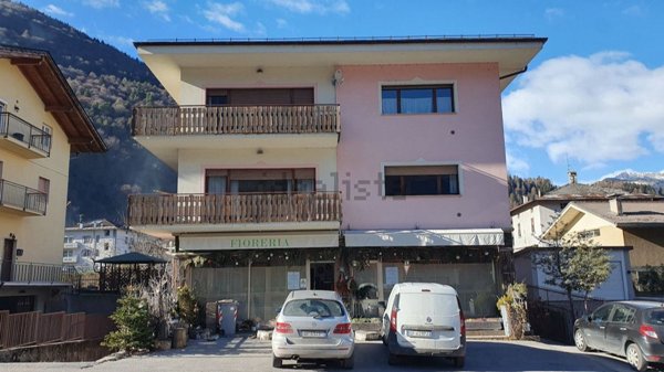 negozio in affitto a Tione di Trento