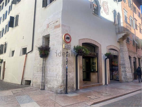 negozio in affitto a Trento in zona Centro Storico