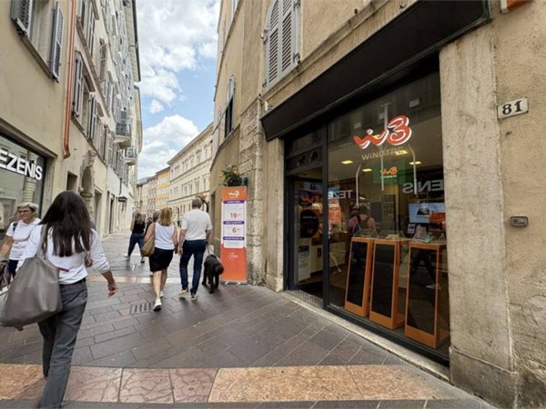 negozio in affitto a Trento in zona Centro Storico