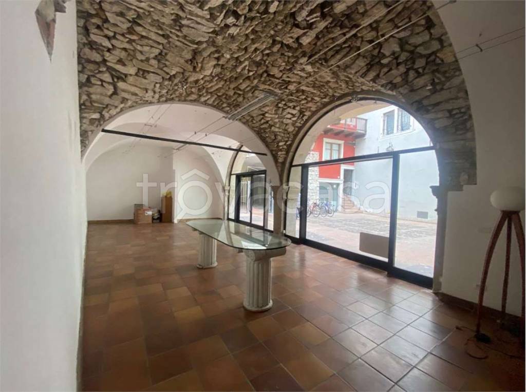 negozio in affitto a Trento in zona Centro Storico