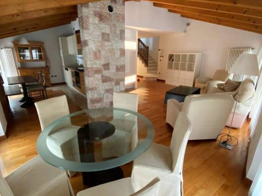 appartamento in affitto a Trento in zona Centro Storico