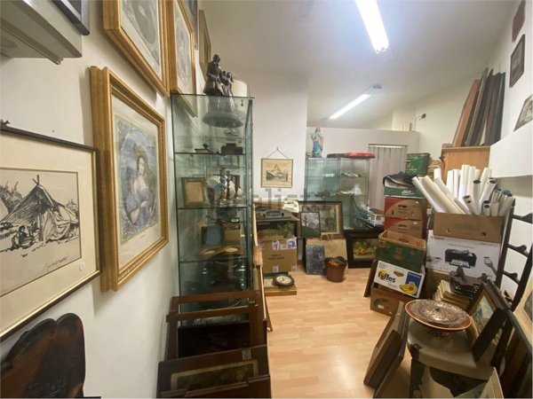 negozio in affitto a Trento in zona Centro Storico