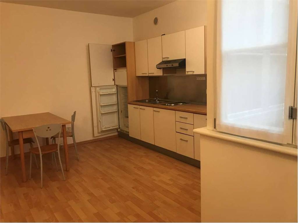 appartamento in affitto a Trento in zona Centro Storico