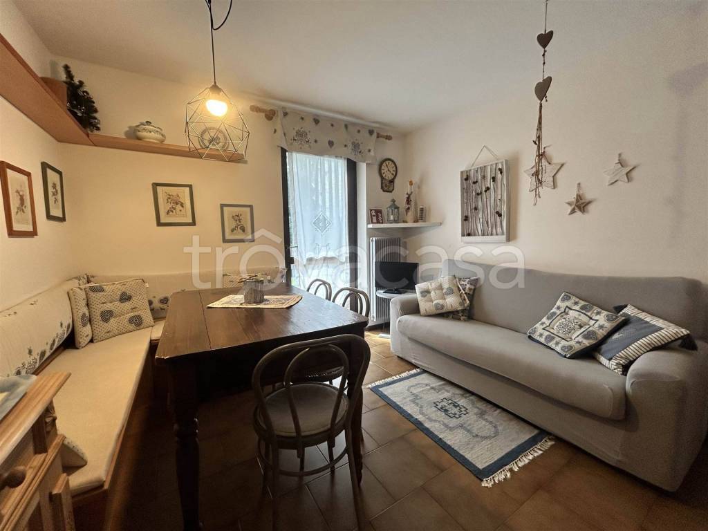 appartamento in affitto a Ville di Fiemme in zona Carano