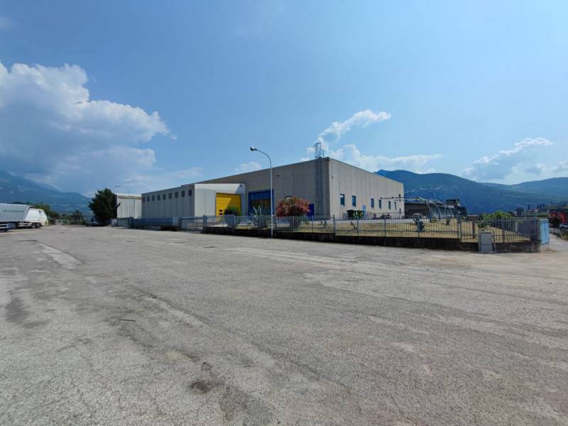 capannone in affitto ad Affi